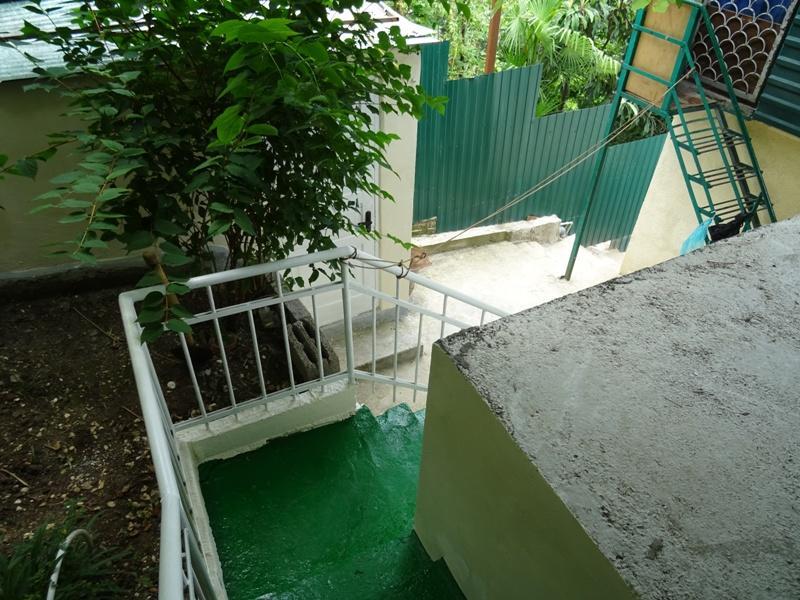 Guest House U Antoniny Гагра Экстерьер фото