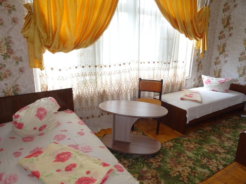 Guest House U Antoniny Гагра Экстерьер фото